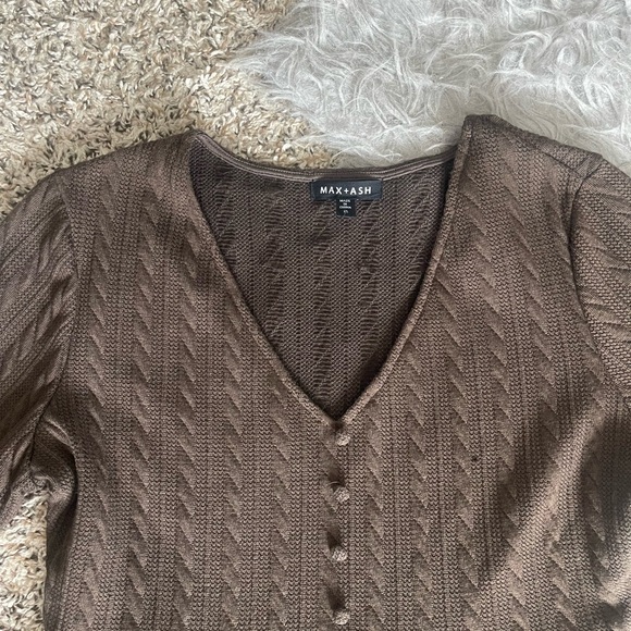 Max + Ash Brown Flare Sleeve Knit Dress - Picture 5 of 10